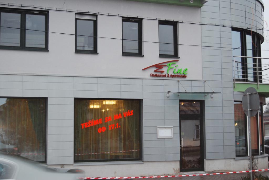 Fine Restaurant & Apartments 말라츠키 외부 사진