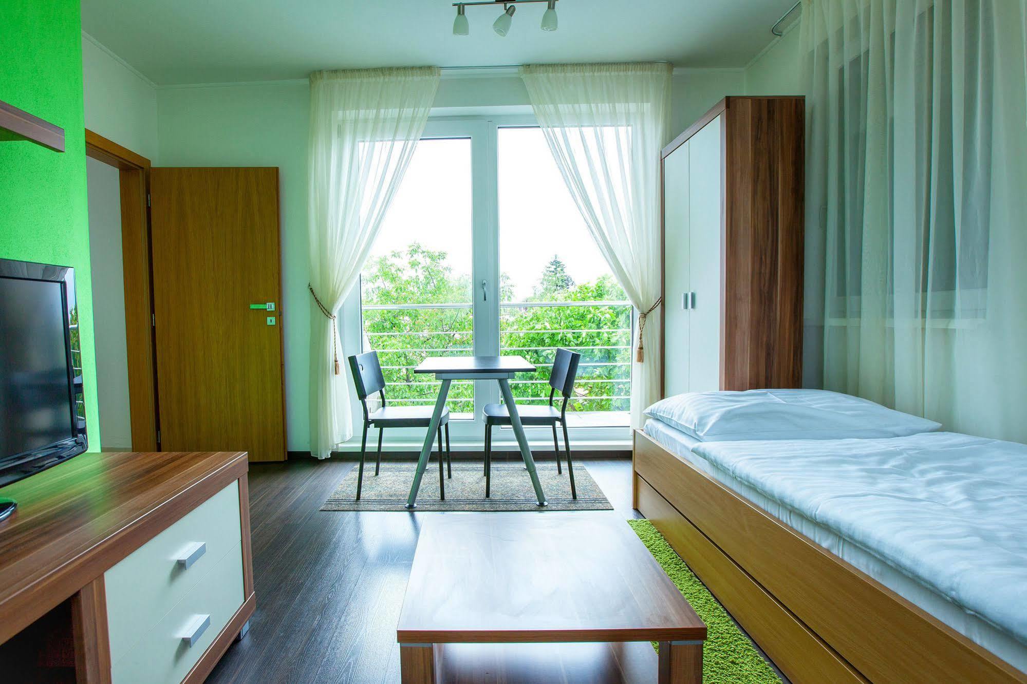 Fine Restaurant & Apartments 말라츠키 외부 사진